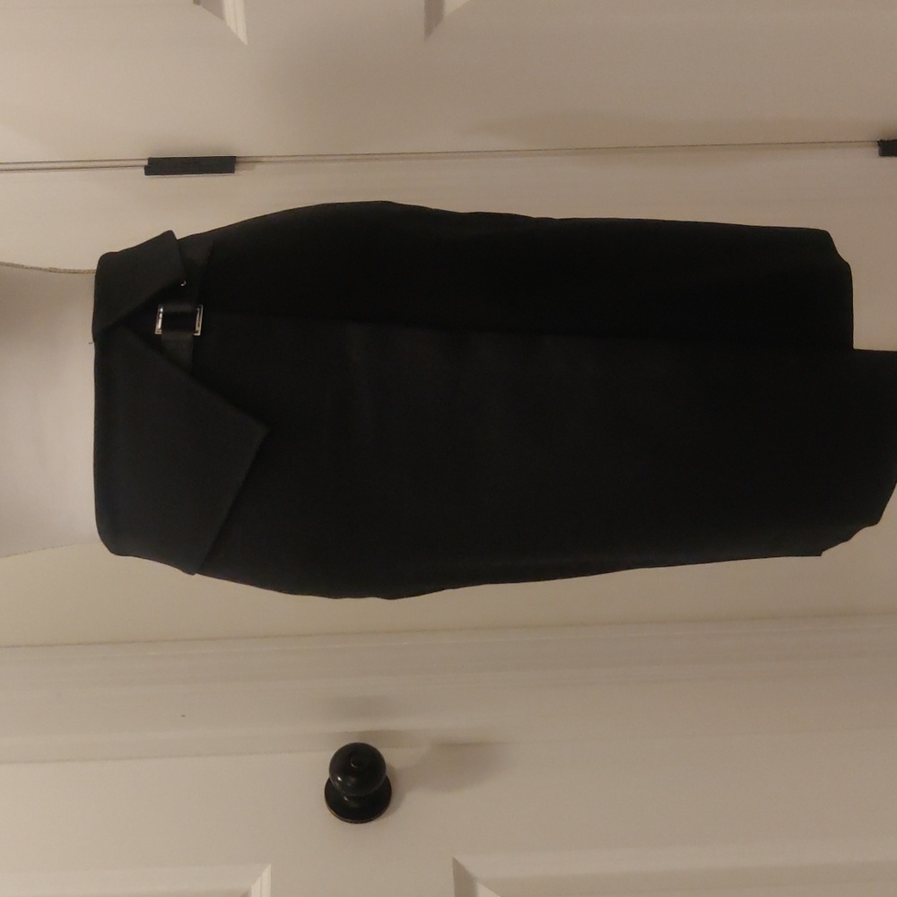Karen Millen Black Pencil Assymetrical Lined Skirt with Buckle Detail Sz 2 - Picture 2 of 11